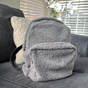 URBAN OUTFITTERS Gray Sherpa Teddy Backpack Adjustable Strap EUC